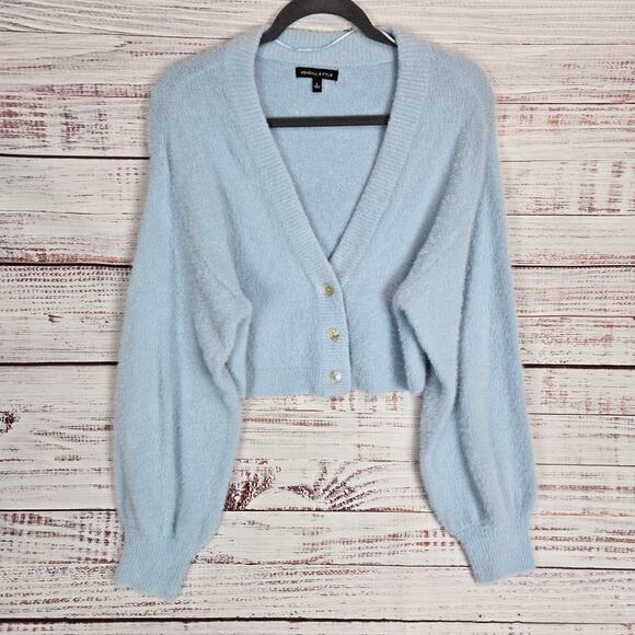 Kendall and Kylie Y2K Fuzzy Cardigan Sweater L Powder Blue Crop Soft Warm Kawaii - Picture 1 of 12
